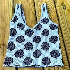 LIGHT PURPLE FLOWER TANK TOP SIZE S/M